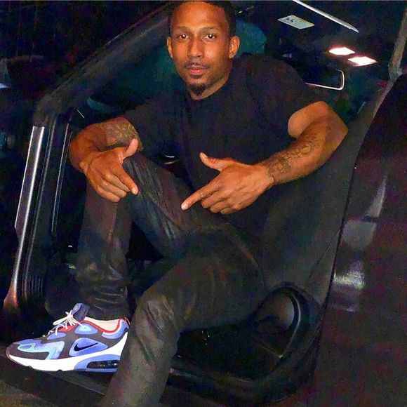 Meet your Posher, Devonte - Picture 1 of 1